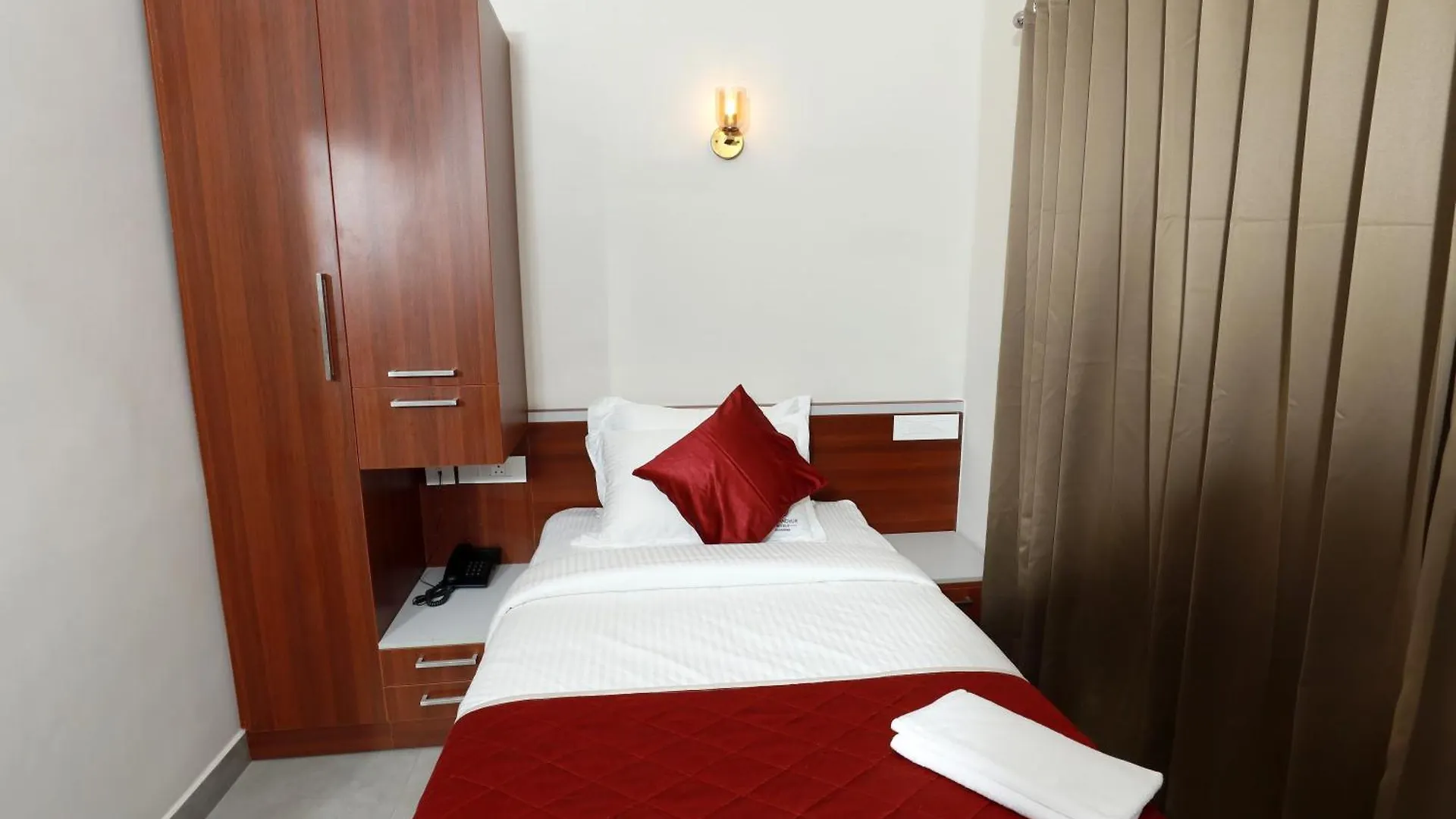 K Grandeur Hotels Kochi 3*,  India
