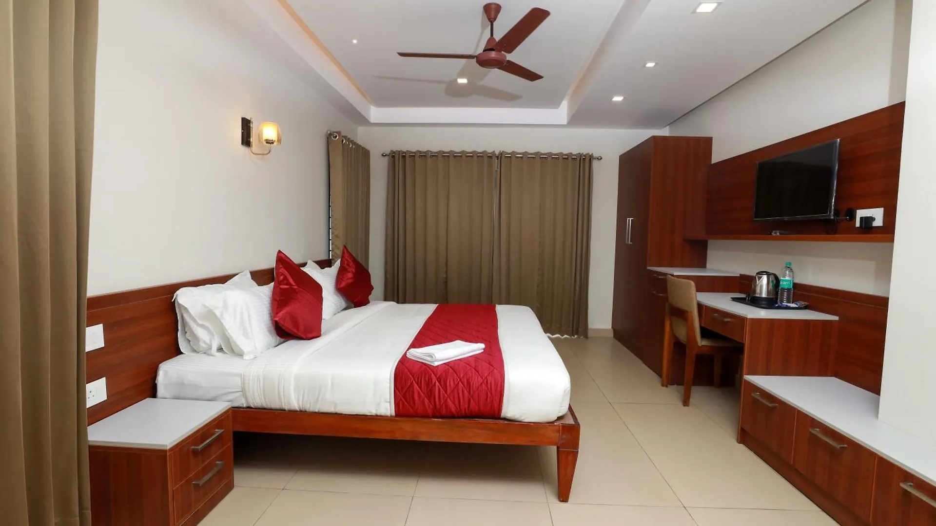 K Grandeur Hotels Kochi India